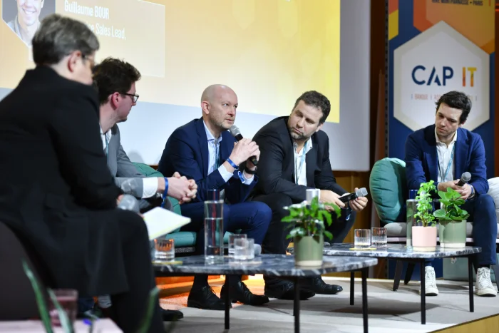 des professionnels de la finance, l'assurance et la banque